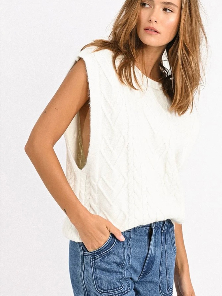 Molly Bracken White Cable Knit Sleeveless Sweater Vest